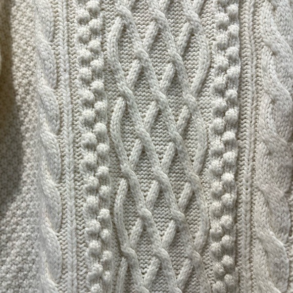 Abercrombie & Fitch Cream Cable-Knit Fishermans Crewneck Sweater Large - Picture 3 of 13